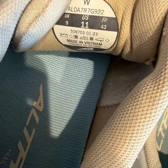 Altra Lone Peak 7 Shoes Womens Sz. 11 Beige Trail Zero Drop Sneakers AL0A7R7G922 - Picture 6 of 12